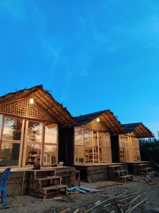 Lost Monk Beach Cottage Арамбол Екстериор снимка