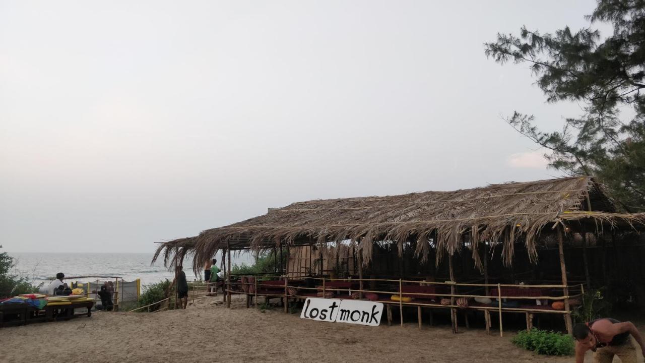 Lost Monk Beach Cottage Арамбол Екстериор снимка